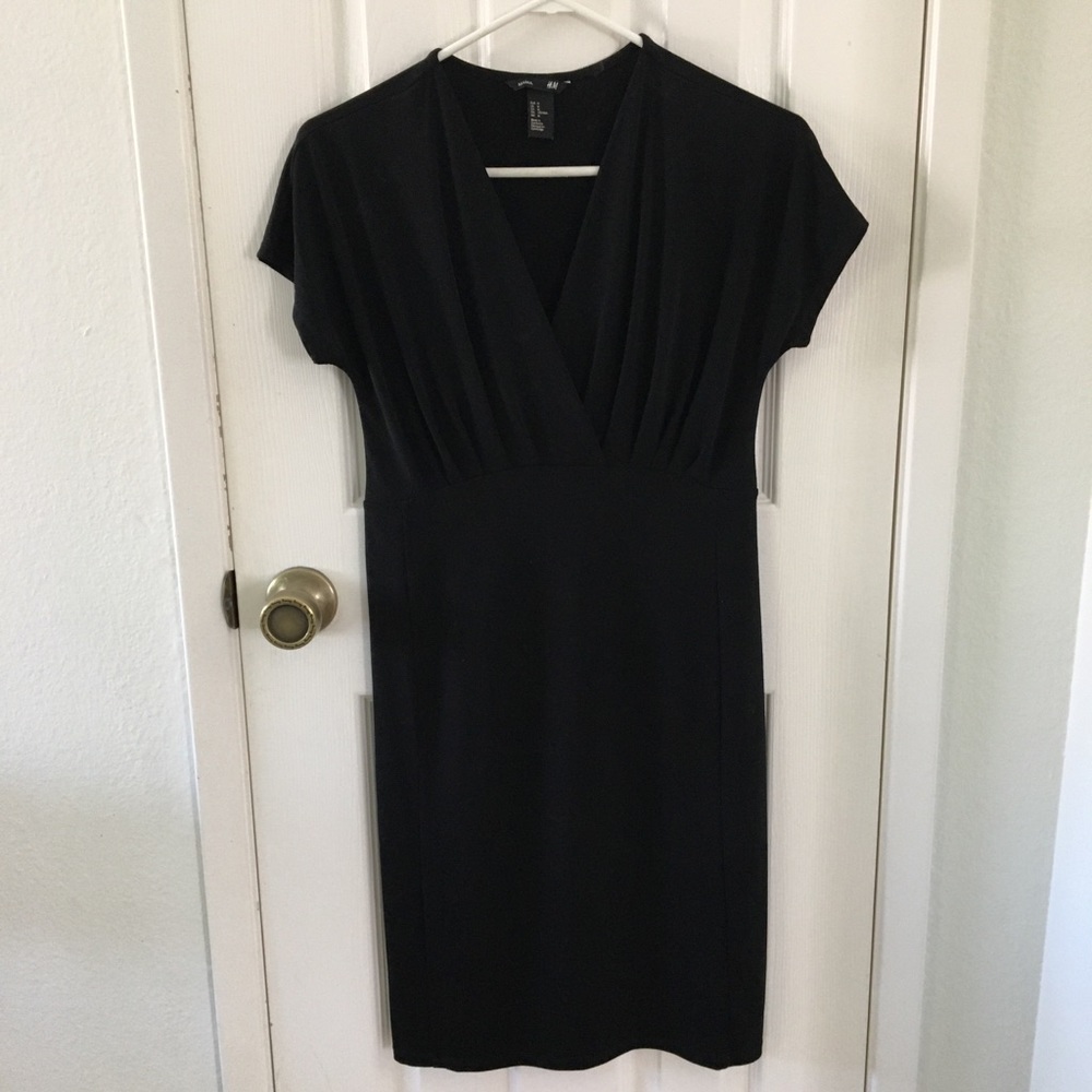 H&M Black Nursing friendly fitted Maternity Dress